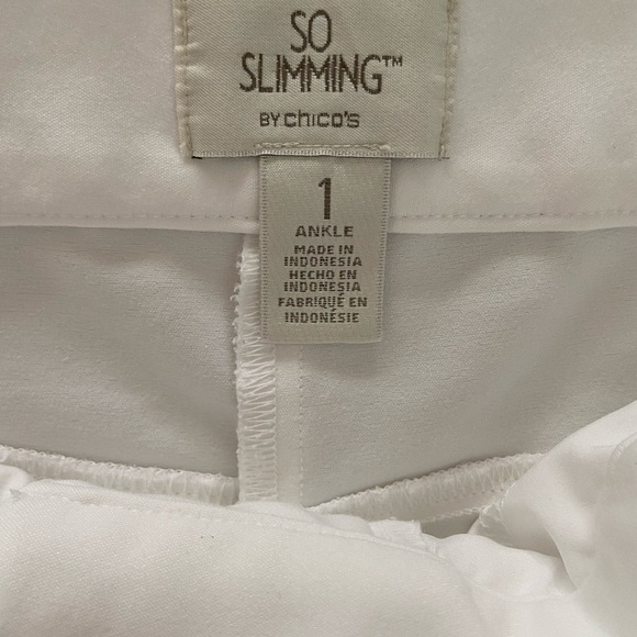 Chico’s So Slimming white ankle pants size 1 - Picture 4 of 6